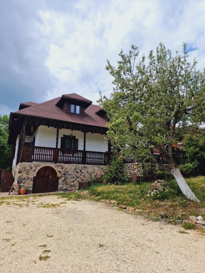 Casa Cu Cerdac Villa Nucşoara Dış mekan fotoğraf